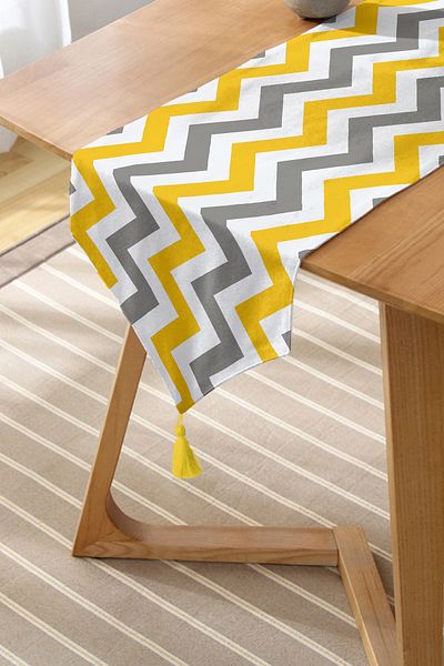 Nish & Royal Yellow White Gray Zigzag Geometric Design Patterned Digital Printed Decorative Runner