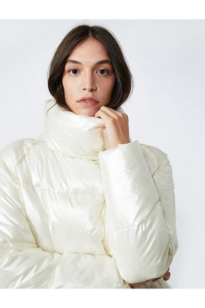 Koton Oversize Puffer Jacket se stojáčkem a patentkami