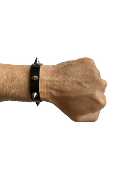 Metal Giyim 5 Long Spay Slim Leather Bracelets