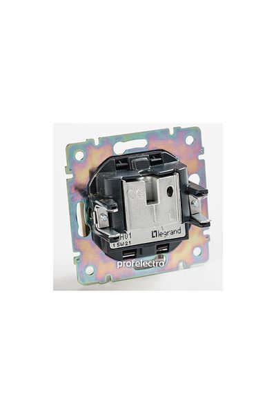 Legrand Valena White TV Rd Sat Plug