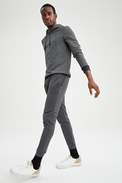 DeFacto Regular Fit Sweatshirt