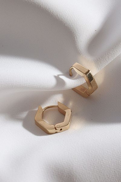 Süspüs Accessories أقراط دائرية ذهبية صغيرة الحجم من الفولاذ