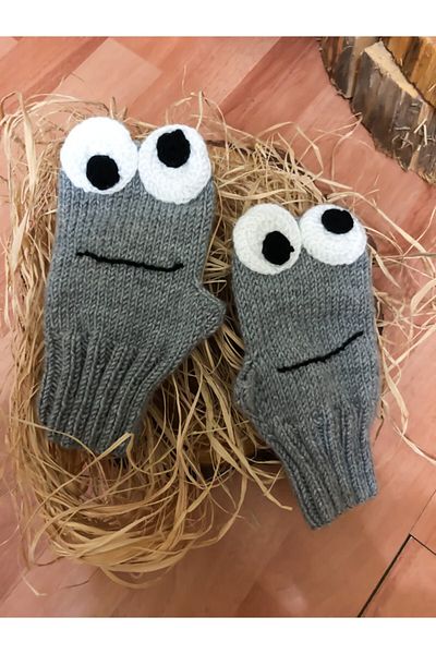 Lucky Designs Knitted Gray Cookie Monster Model Gloves