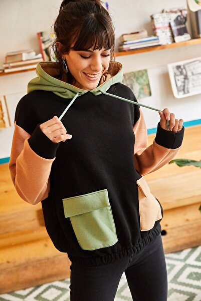 Olalook Kadın Siyah Renk Bloklu İçi Polarlı Sweatshirt SWT-19000327