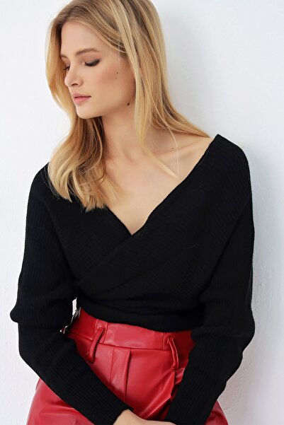 Trend Alaçatı Stili سترة نسائية سوداء أمامية وخلفية ورقبة على شكل حرف V مزدوجة الصدر ALC-X5203