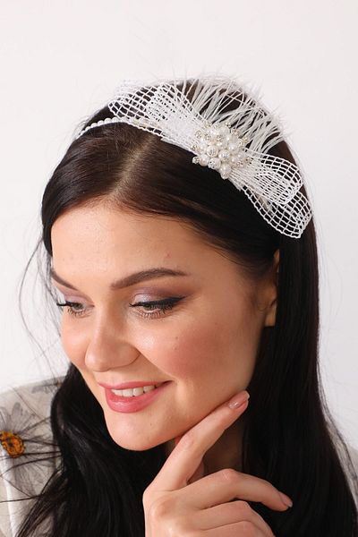 lohusahamile Liam White Maternity Crown