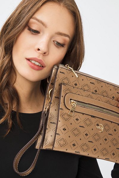 Deri Company Дамска златиста чанта клъч тип монограм (4034a) 214031