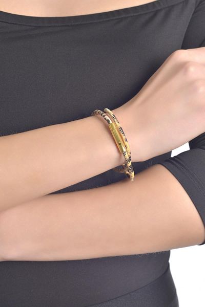 LABALABA WOMEN'S STEEL CLOSE LEOPARD PRINTED WOUND LEATHER BRACELET