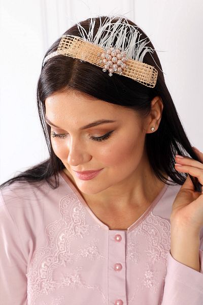lohusahamile Liam Cappucino Maternity Crown