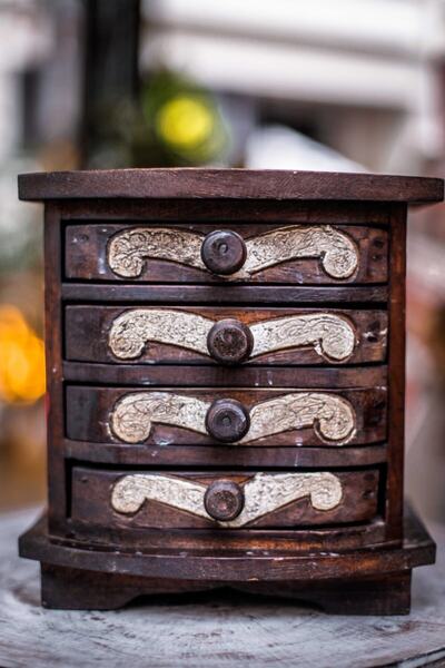 Baronga Drawers Box Kutu