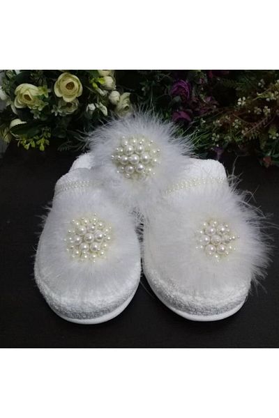 SÜSLÜTASARIM Women's Cream Maternity Slippers and Crown Feathered Pearl Set