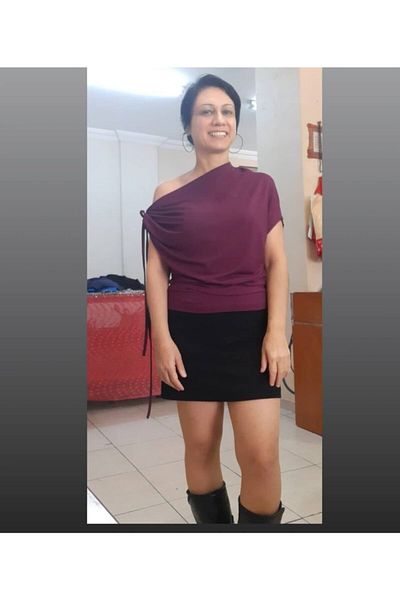 Mertcan Butik Tricou violet cu un singur umăr