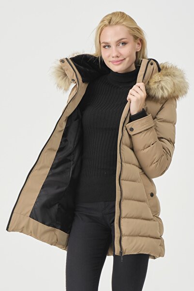 PIQUE Kadın Yakası Suni Kürklü Çıkarılabilir Kapüşonlu Şişme Kaban Yasmin K.bej