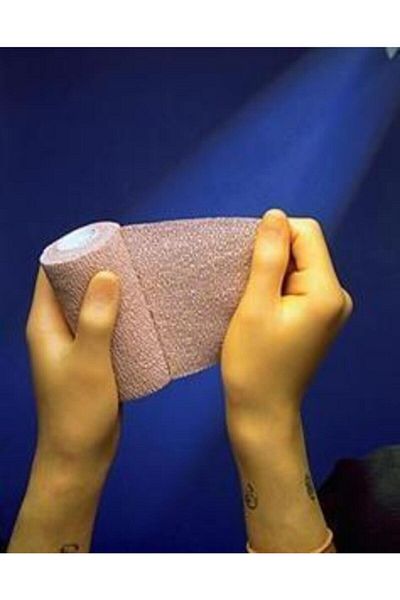 Sanitabant بيتابان ضمادة ذاتية اللصق 7.5 سم × 4.5 م