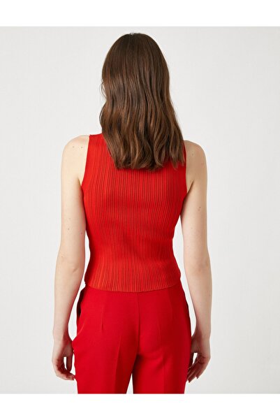 Koton Ärmelloser Strickpullover mit Rundhalsausschnitt