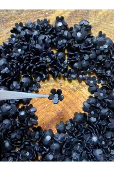 Rölyef Sanat Evi Modelleme Hamuru Ile Hazırlanmış Çiçekler / Seramik Kil Hamu...