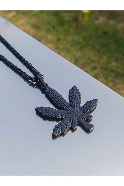 The Collection Black Color Leaf Figured 70 cm Necklace