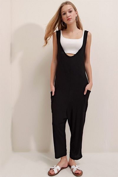 AQE FASHION Γυναικεία μαύρη φόρμα με λουράκι U-λαιμόκοψη