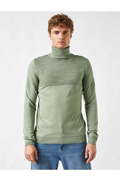 Koton Pullover - Grün - Relaxed Fit