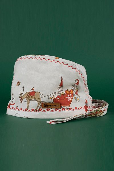Best Bone Christmas Gins Patterned Surgical Bonnet