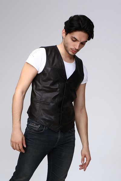 CE-YIL Genuine Leather Vest