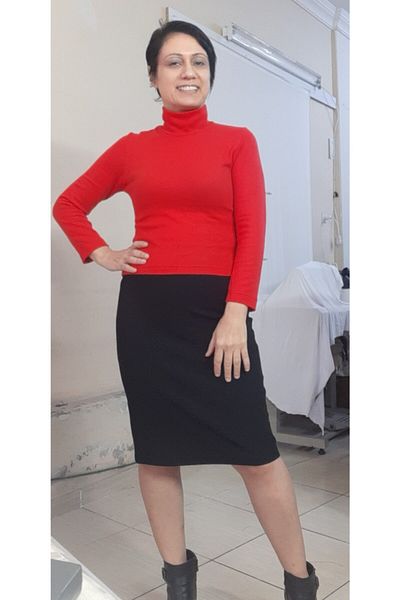 Mertcan Butik Sub genunchi Fustă creion neagră tricotată din oțel cu talie elastică