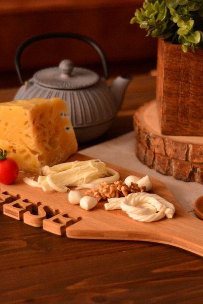 Bambum Edam Cheese Presentation Plate