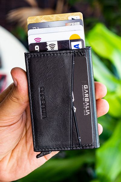 Garbalia Pera Crazy Black Card Holder with Leather Mechanism