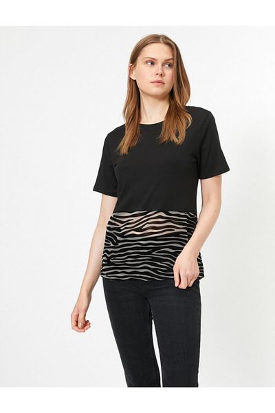 Koton Tricou de damă din bumbac cu mânecă scurtă, cu gât crew, cu model zebră