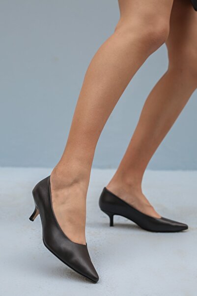 ELİT SHOES حذاء بولينا نسائي من الجلد الطبيعي بنعل جوردان أسود