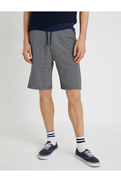 Koton Чоловічі бермуди темно-синього кольору