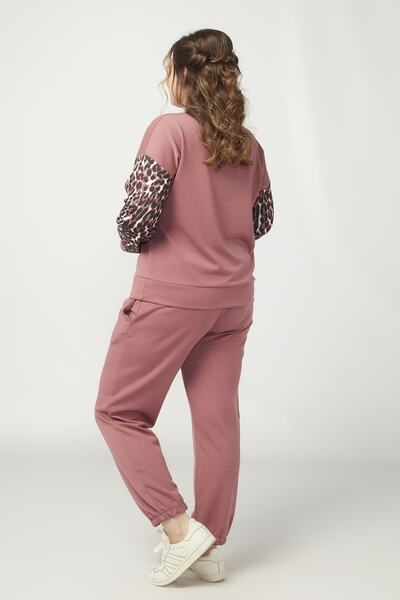 Moda Alba Спортен екип с преден джоб с леопардов принт в прахообразен цвят, размер плюс