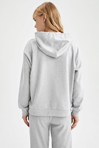 DeFacto Regular Fit Basic Kapüşonlu Kanguru Cepli Sweatshirt