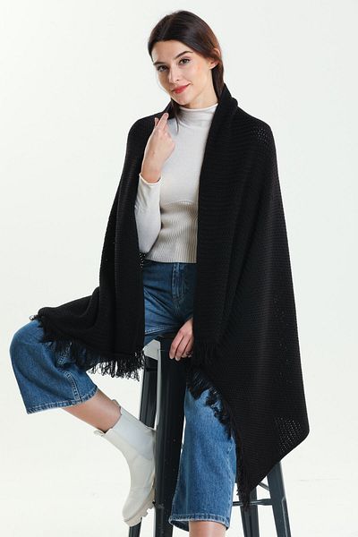 Ocean Black Tasseled Knitwear Shoulder Shawl