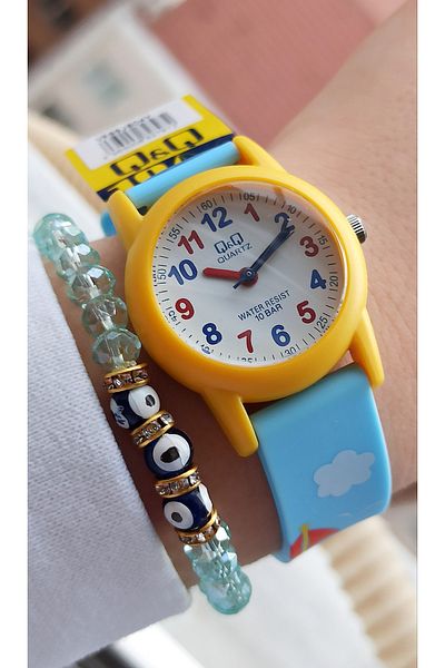 Q&Q Boy's Blue Wristwatch