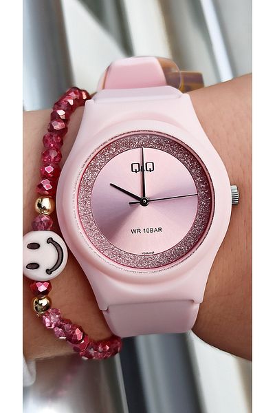 Q&Q Pink Girl's Wristwatch