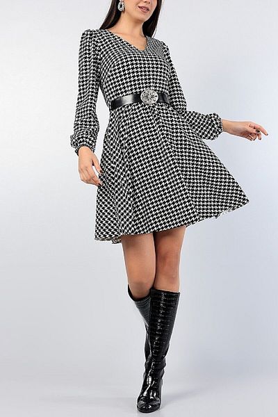 Secret Passion Lingerie Mini rochie din țesătură creponată elastică, decoltată la piept, cu rever dublu, cu mânecă lungă, imprimeu picioare de gală 581531   109