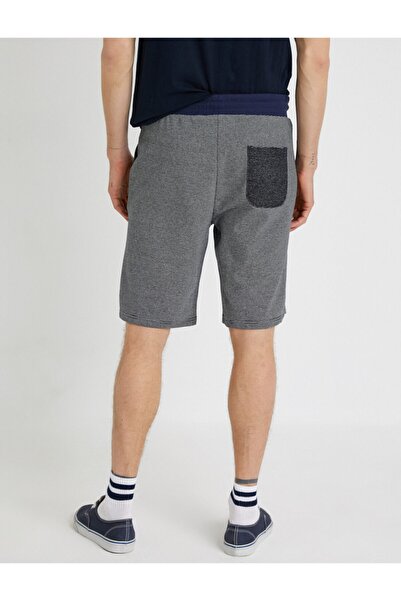 Koton Чоловічі бермуди темно-синього кольору