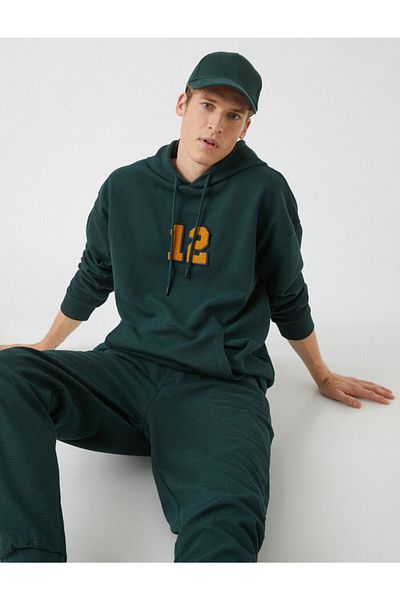 Koton Frottee-Kapuzenpullover mit Stickerei