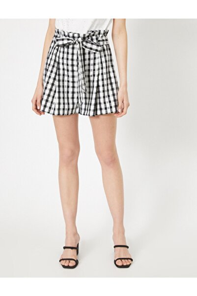 Koton Dámské černé kraťasy a bermudy