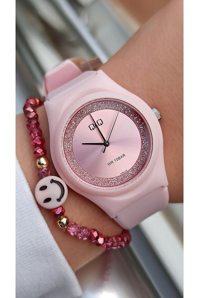 Q&Q Pink Girl's Wristwatch