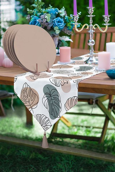 Realhomes Soft Leaf Drawing Triangle Tassel Runner 1 τεμάχιο & 6 τεμάχια βιζόν χρώματος