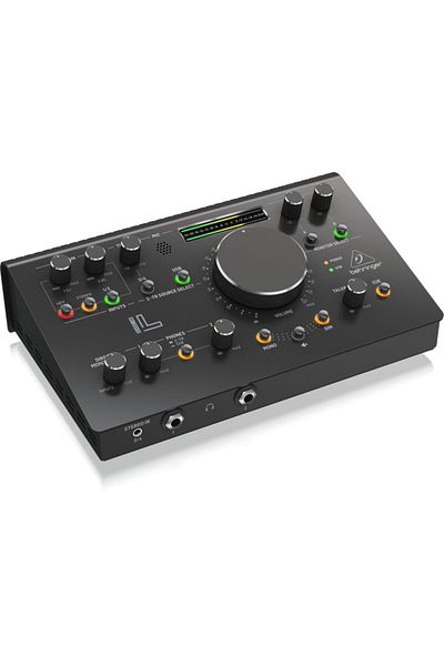 Behringer Studio L Midas Preamps, 192 Khz 2x2 Usb Audio Interface and High End Studio Control