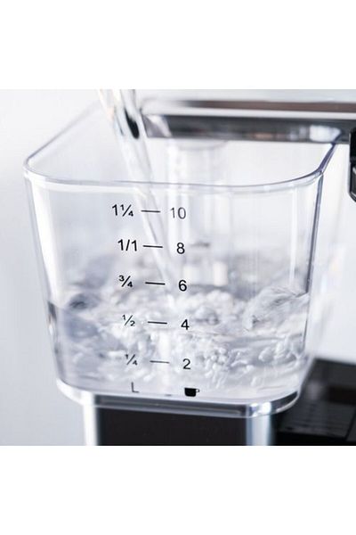 Moccamaster Select Coffee Machine with Turquoise Filter