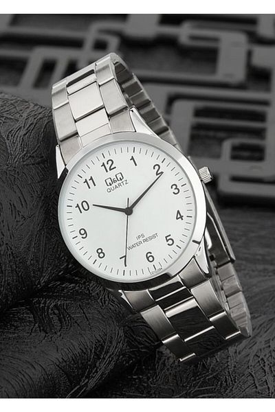 Q&Q Men's Wristwatch - 3 Atm Steel Numeral Dial C212J204Y