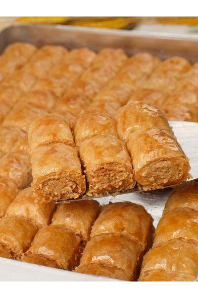 Nejla Hanım Ev Tatlıları Fındık Ezmeli Baklava (1kg)