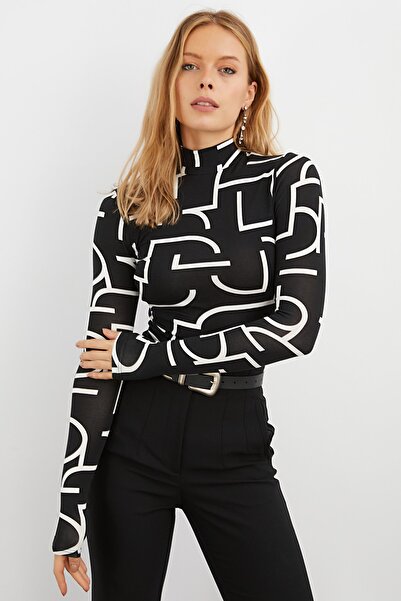 Cool & Sexy Dámská černá poloviční rybářská halenka se vzorem LPP1133