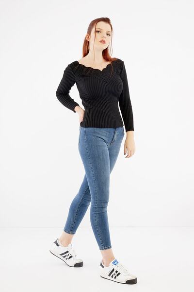 citycenterfashion Women's Plus Size Black Sweater Collar Guipure Cty-cnd-11903b