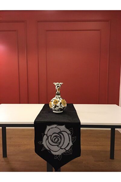 Finezza Siyah Kadife Gül Baskılı / Taşlı / Püsküllü Runner