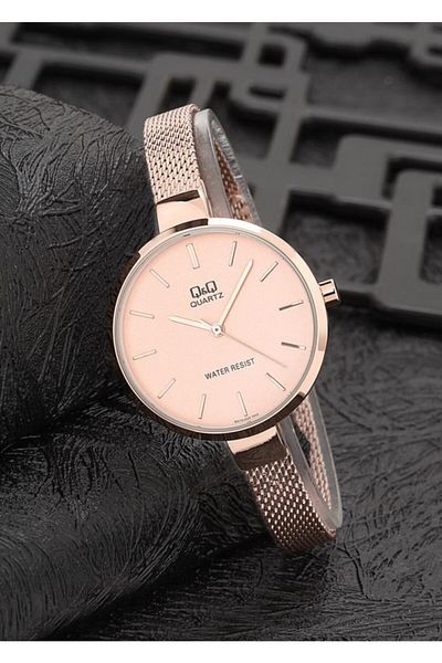 Q&Q Qa15j020y Women's Wristwatch
